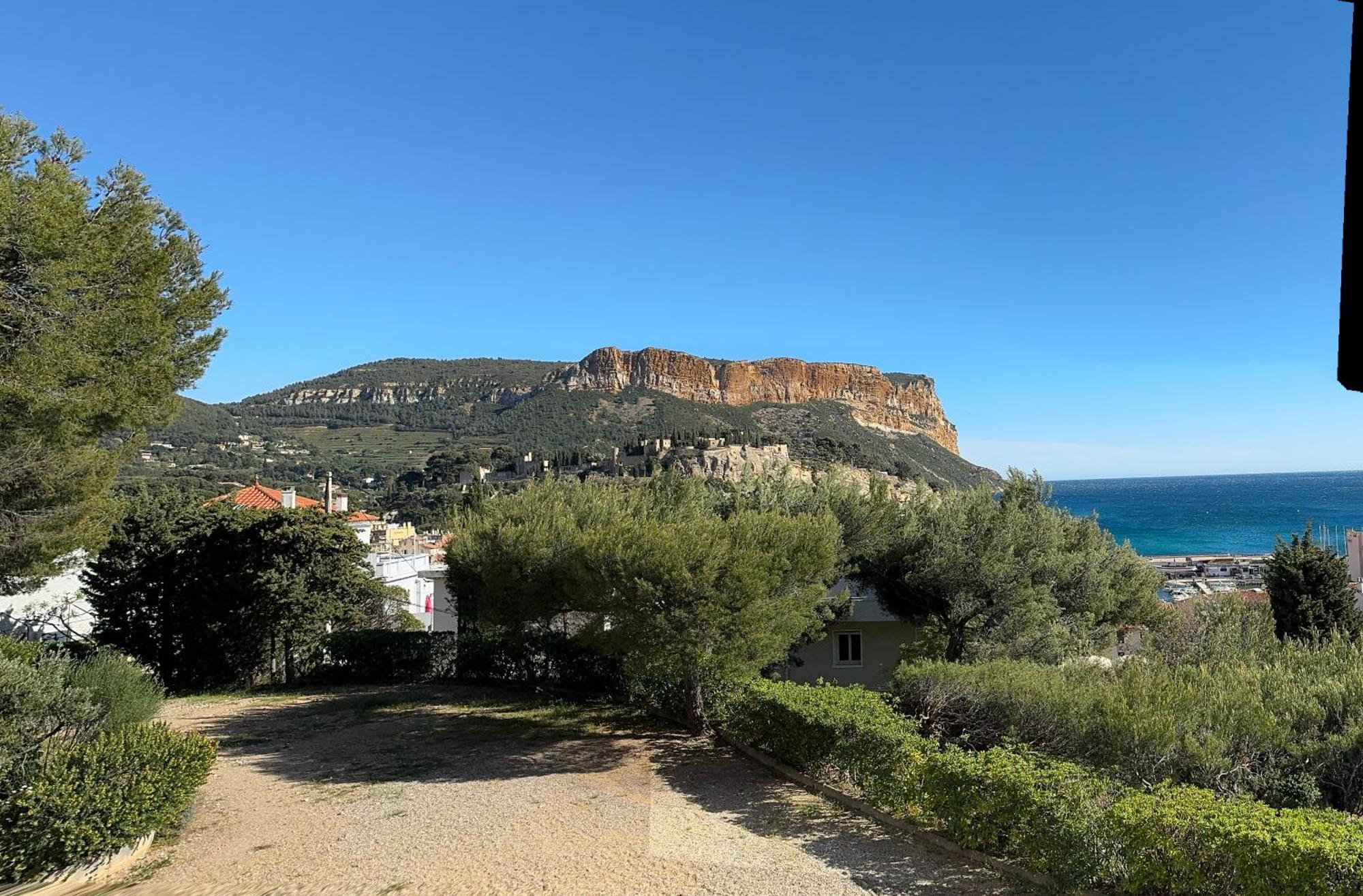 Appartamento Le Balcon De La Rade Cassis Esterno foto