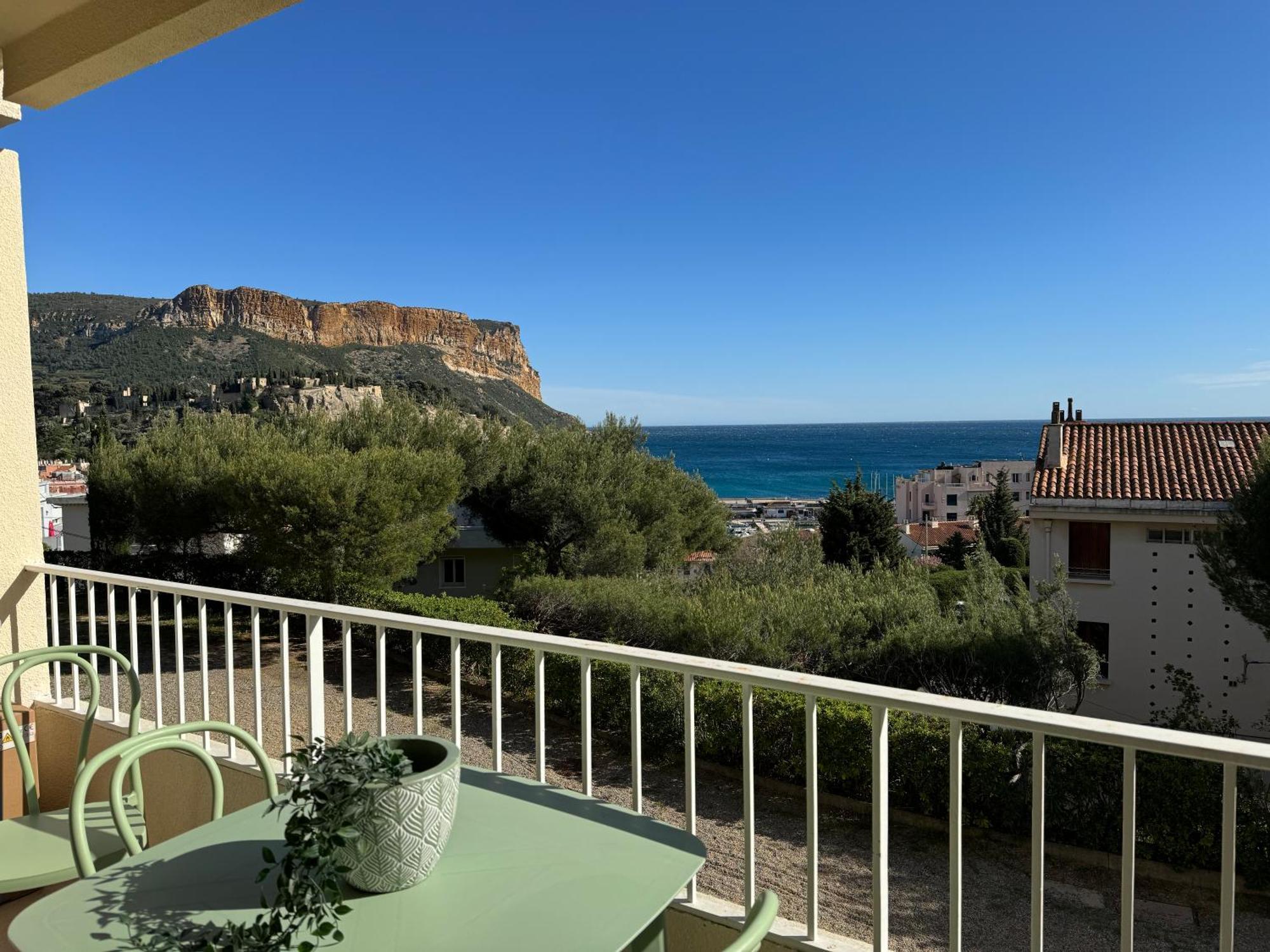 Appartamento Le Balcon De La Rade Cassis Esterno foto